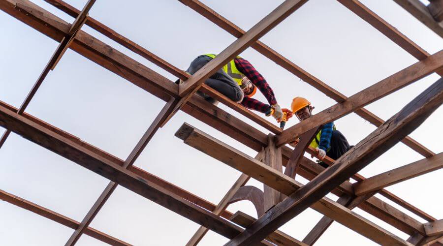 Expert Emergency Roof Repairs services in Clewiston, FL
